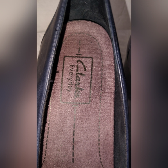Clark's Everyday Comfort Navy Blue Mary Jane Pumps SZ 6M Office Heels Executive - Picture 8 of 16
